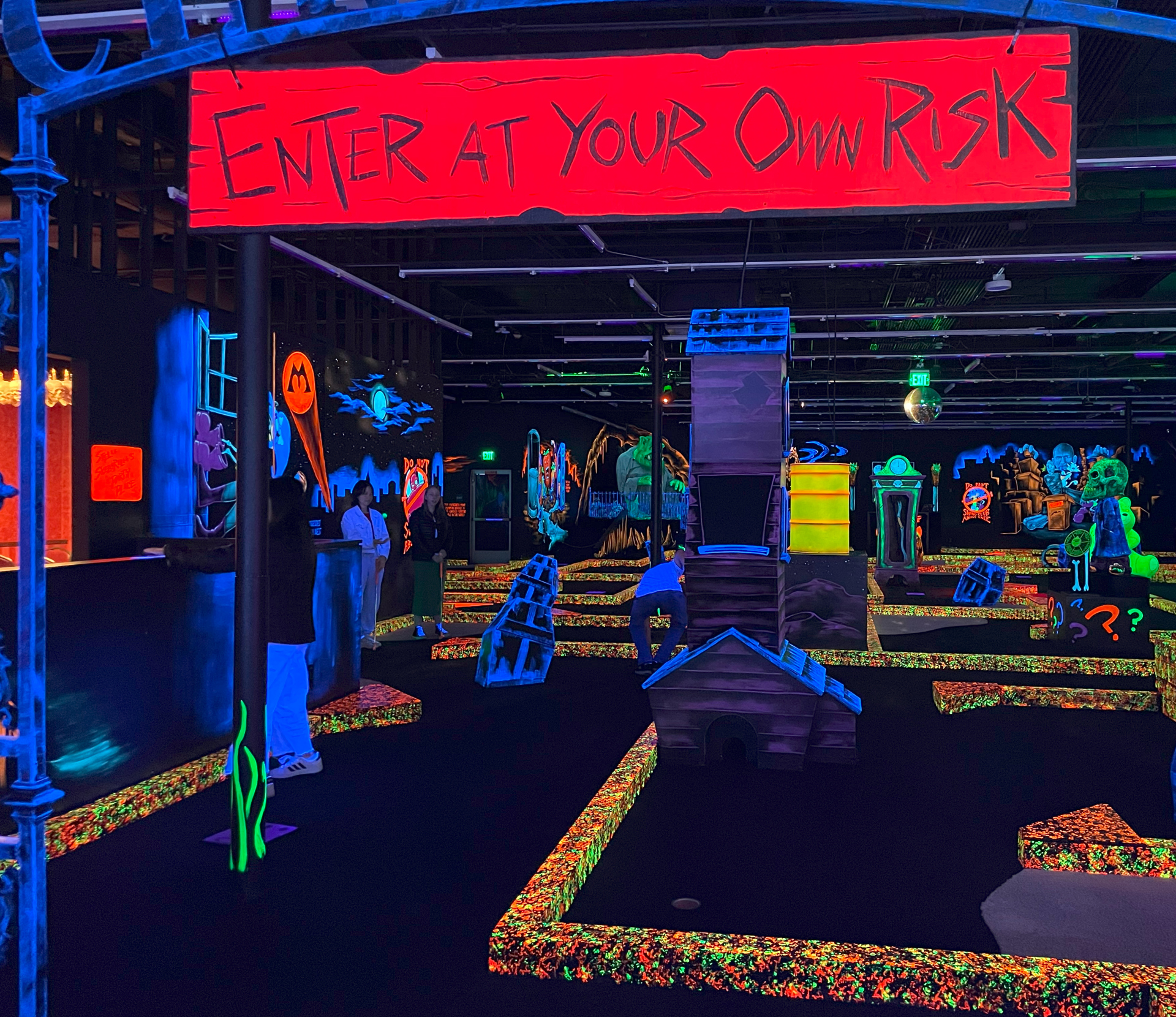 Team Mini-golf